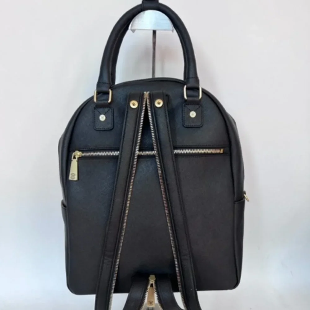 Backpack - Picture 2 of 3